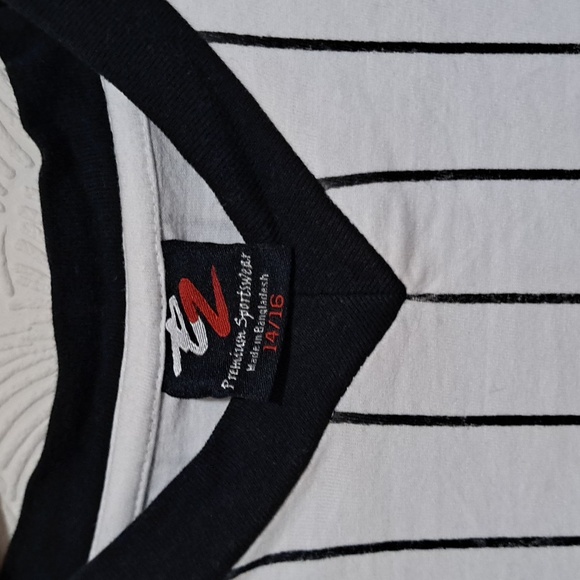 CHICAGO WHITE SOX TOP - Picture 6 of 6